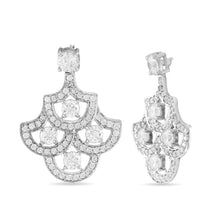 Load image into Gallery viewer, The little Chandelier Earrings - Saivi Jewels
