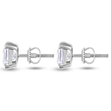 Load image into Gallery viewer, Solitaire studs - Princess
