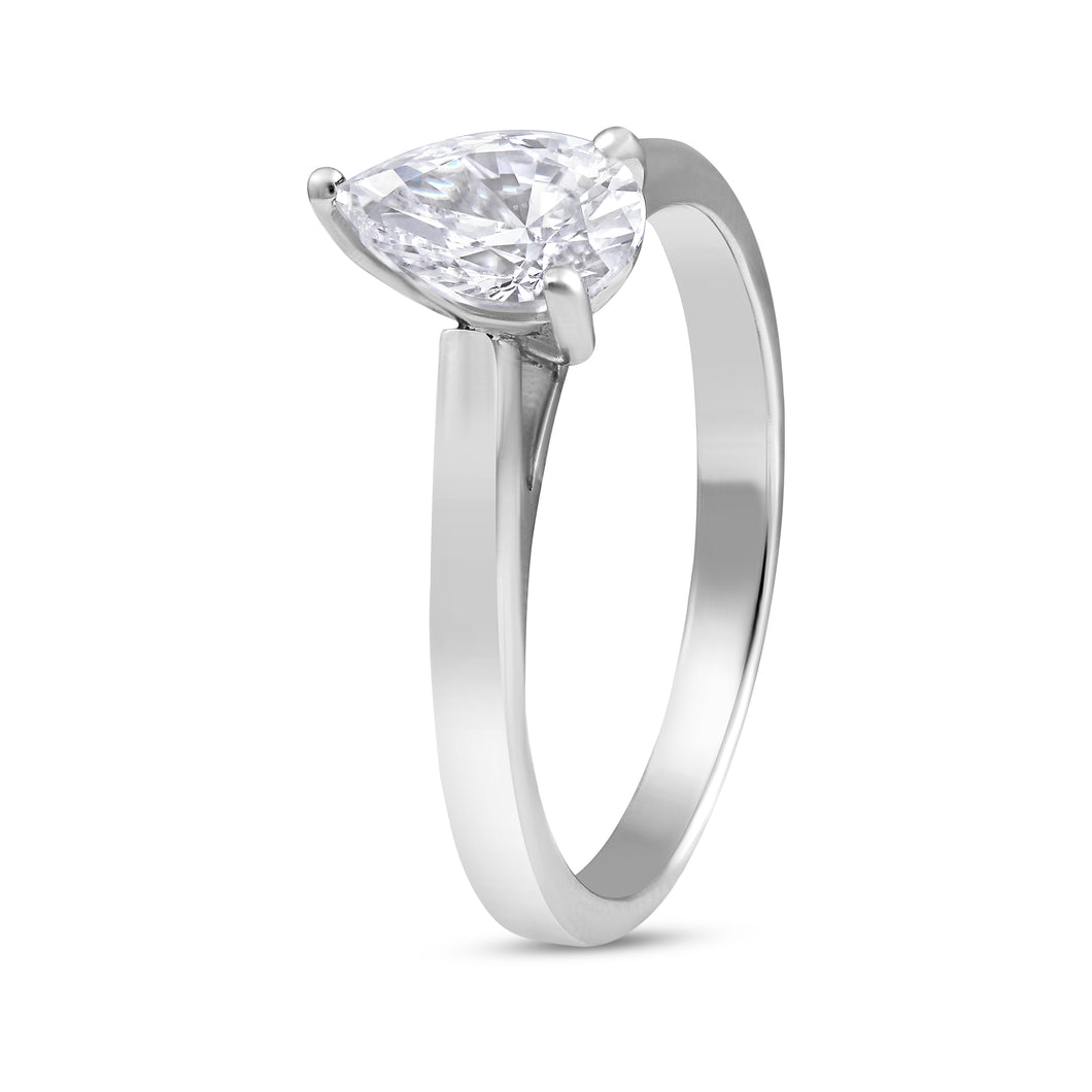 The Solitaire Pear Cut